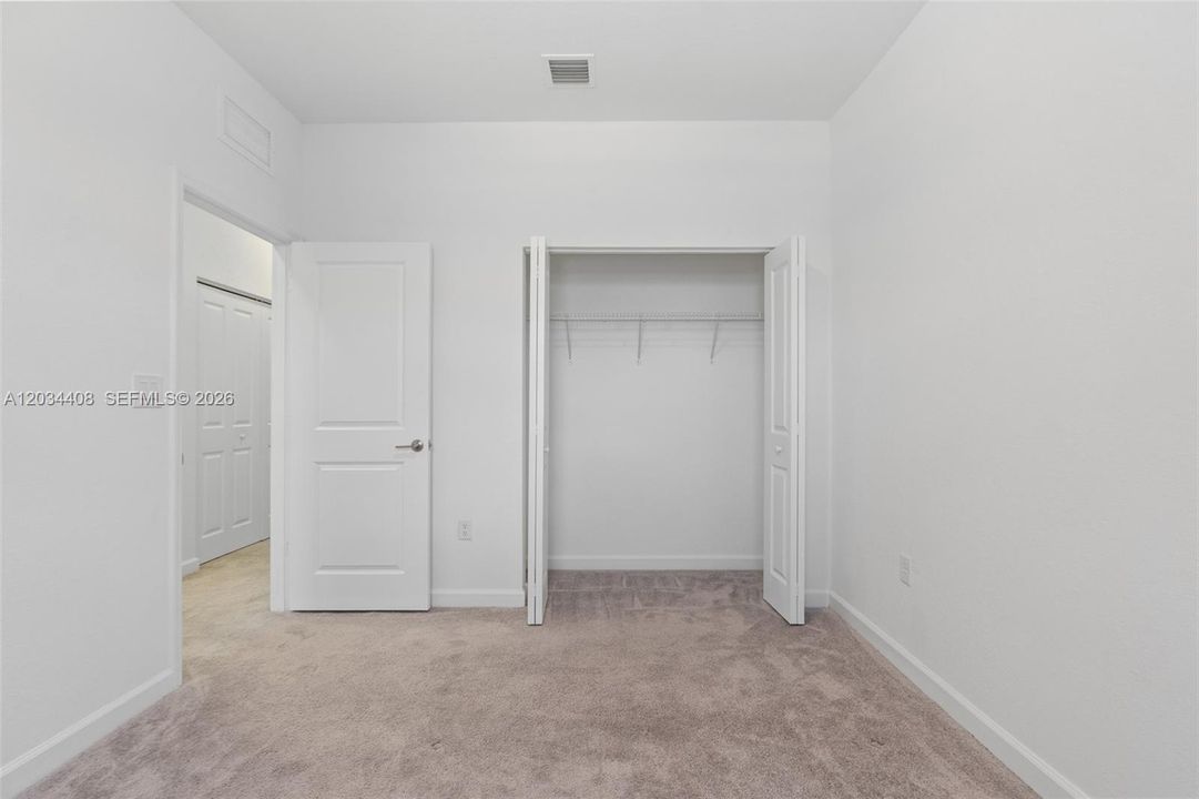 En Renta: $3,000 (4 camas, 2 baños, 1820 Pies cuadrados)
