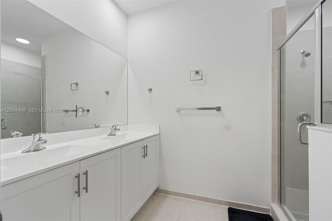 master bath / shower