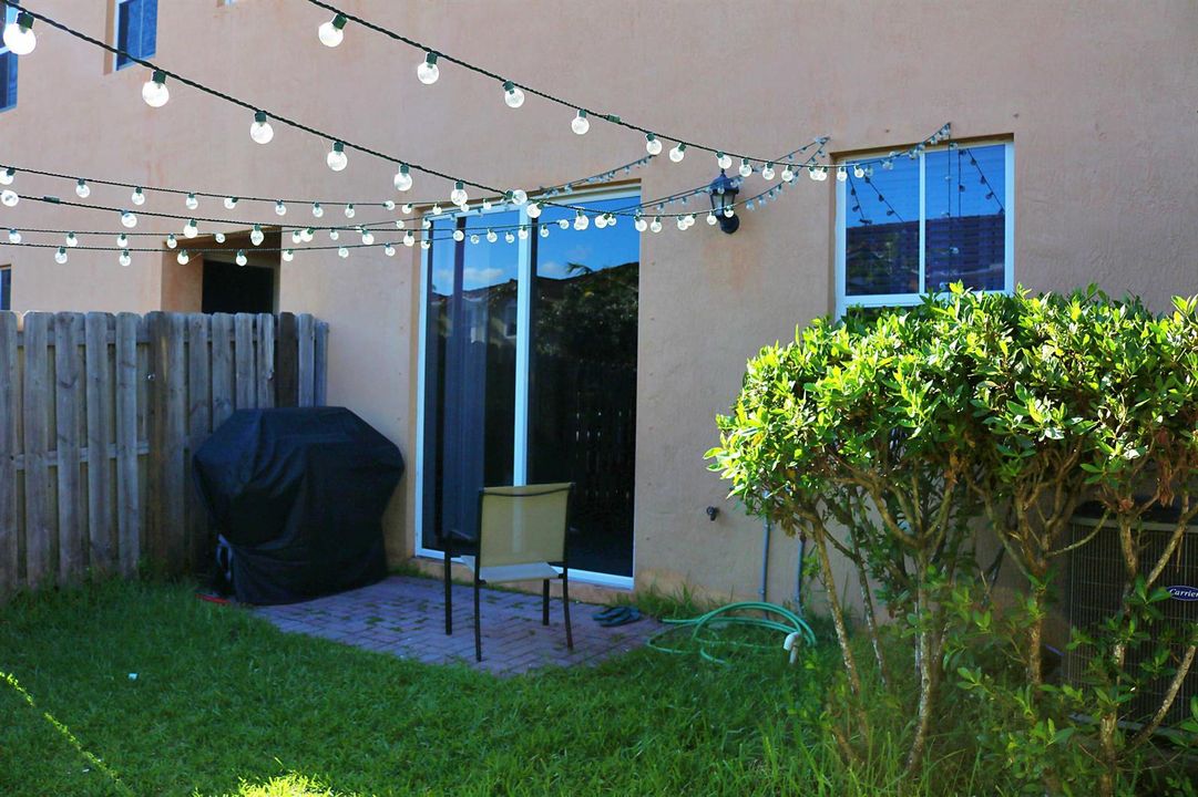 House Back 2