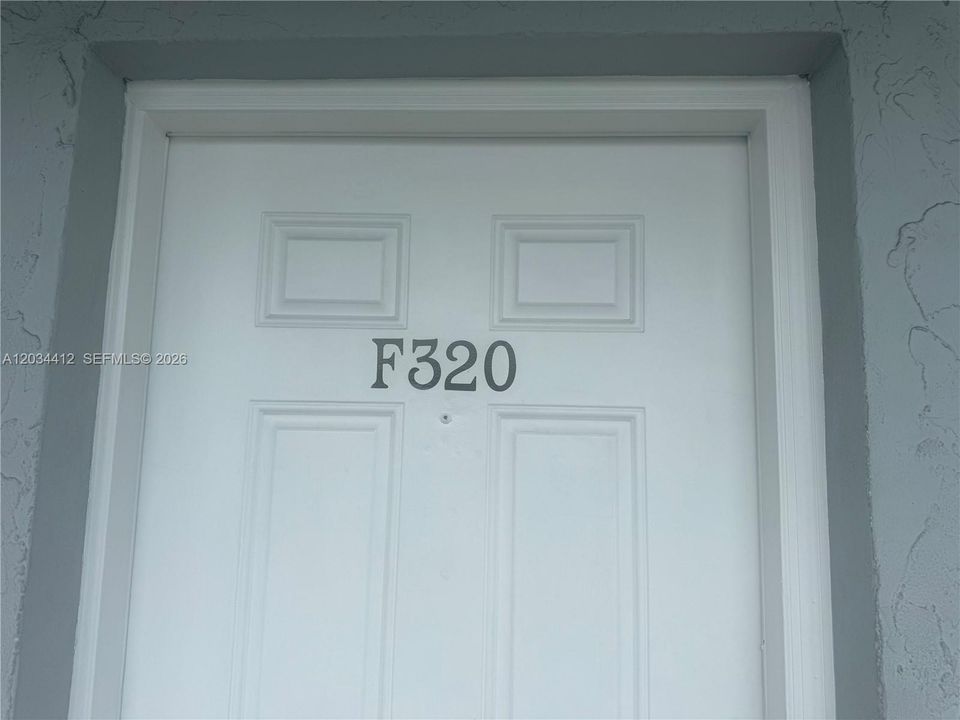 Entrance apartment