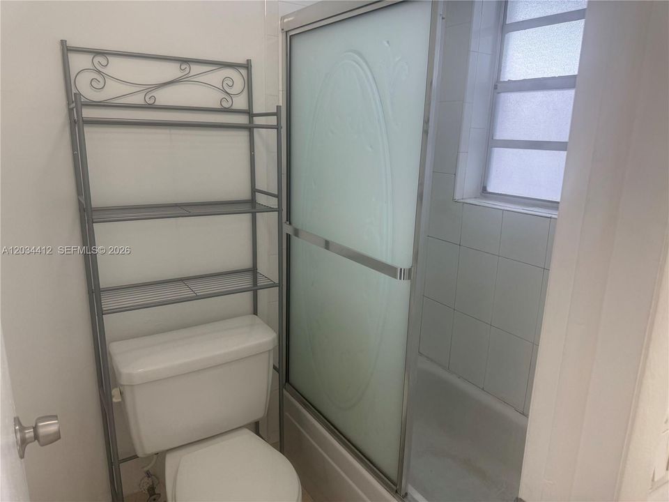 For Rent: $2,175 (2 beds, 2 baths, 904 Square Feet)