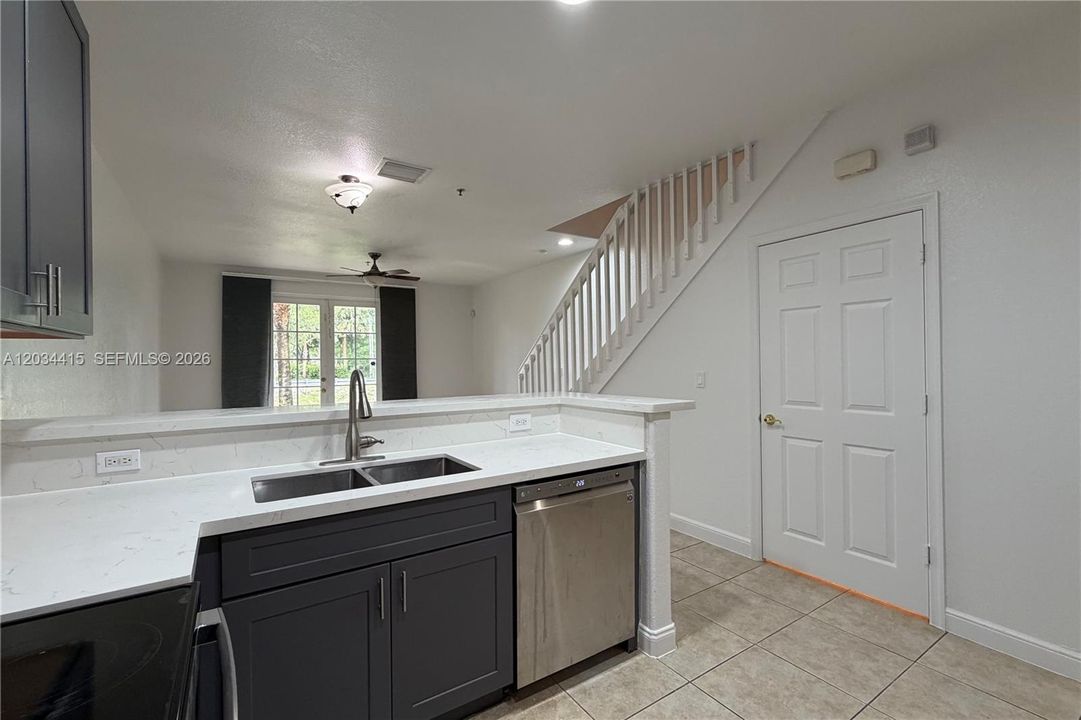For Sale: $519,000 (3 beds, 2 baths, 1837 Square Feet)