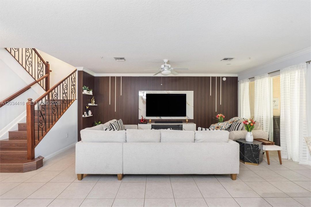 For Rent: $3,500 (2 beds, 2 baths, 1753 Square Feet)