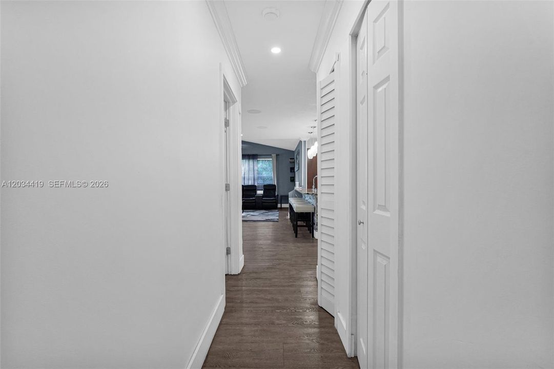 For Sale: $495,000 (3 beds, 2 baths, 1728 Square Feet)
