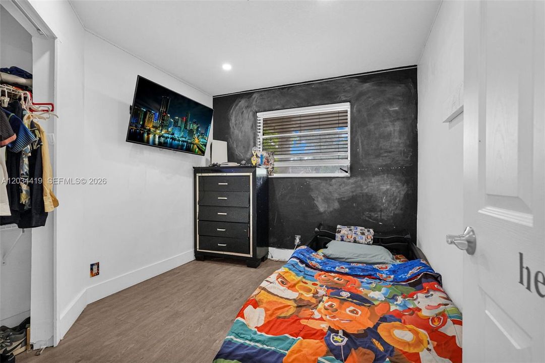 For Sale: $495,000 (3 beds, 2 baths, 1728 Square Feet)