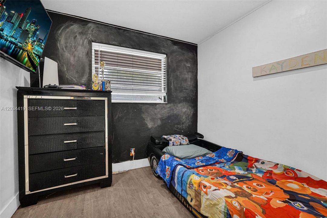 For Sale: $495,000 (3 beds, 2 baths, 1728 Square Feet)