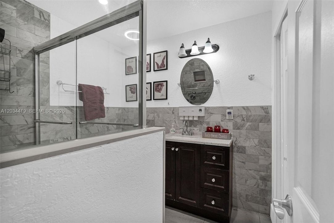 For Sale: $495,000 (3 beds, 2 baths, 1728 Square Feet)