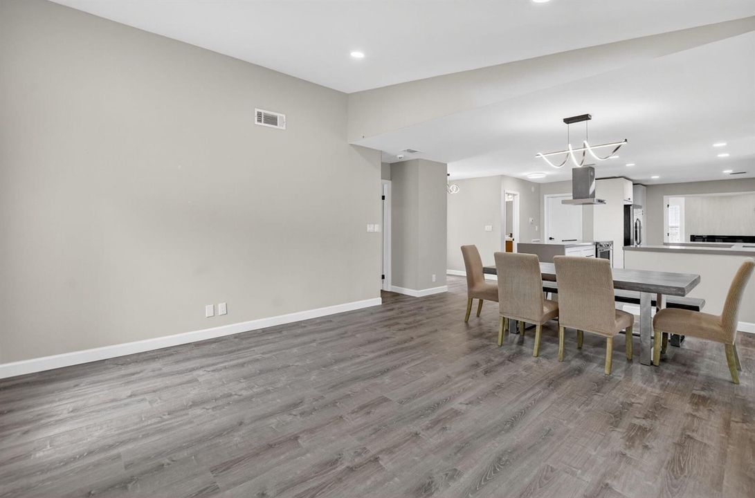 Living to Dining to Kitchen