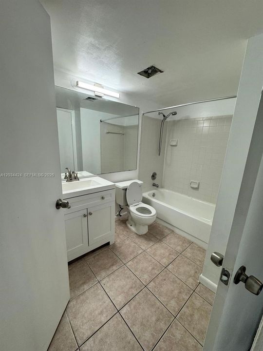 For Rent: $1,995 (2 beds, 2 baths, 1074 Square Feet)