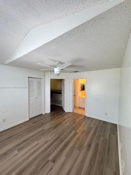 For Rent: $1,995 (2 beds, 2 baths, 1074 Square Feet)