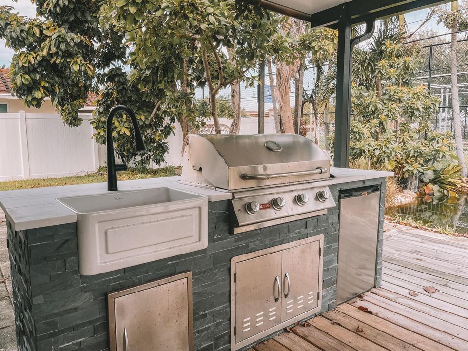 Outdoor Grill