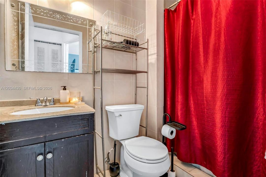 For Sale: $550,000 (3 beds, 2 baths, 1648 Square Feet)