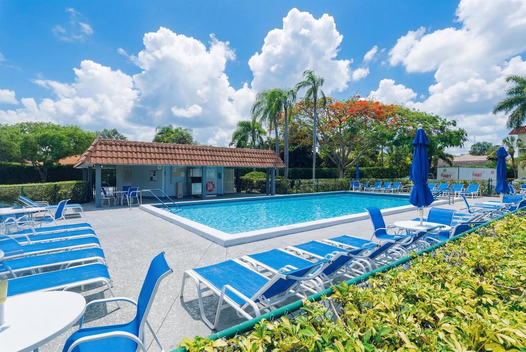 20. Front Pool View