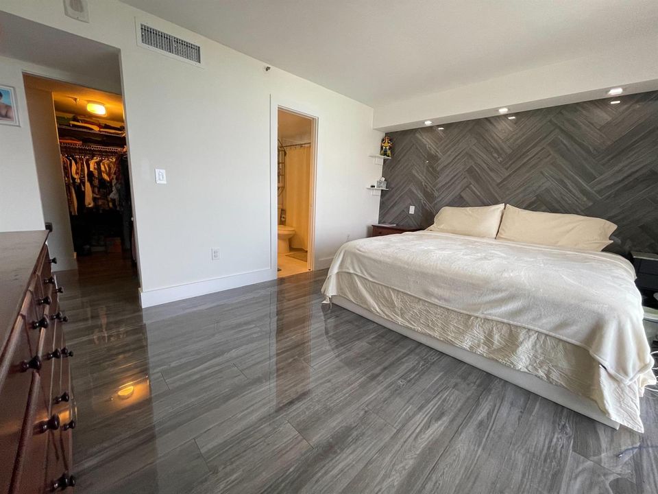 primary suite