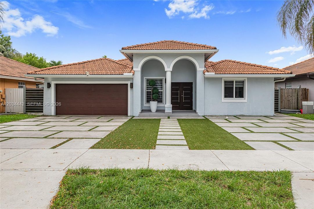 For Sale: $780,000 (4 beds, 3 baths, 1908 Square Feet)