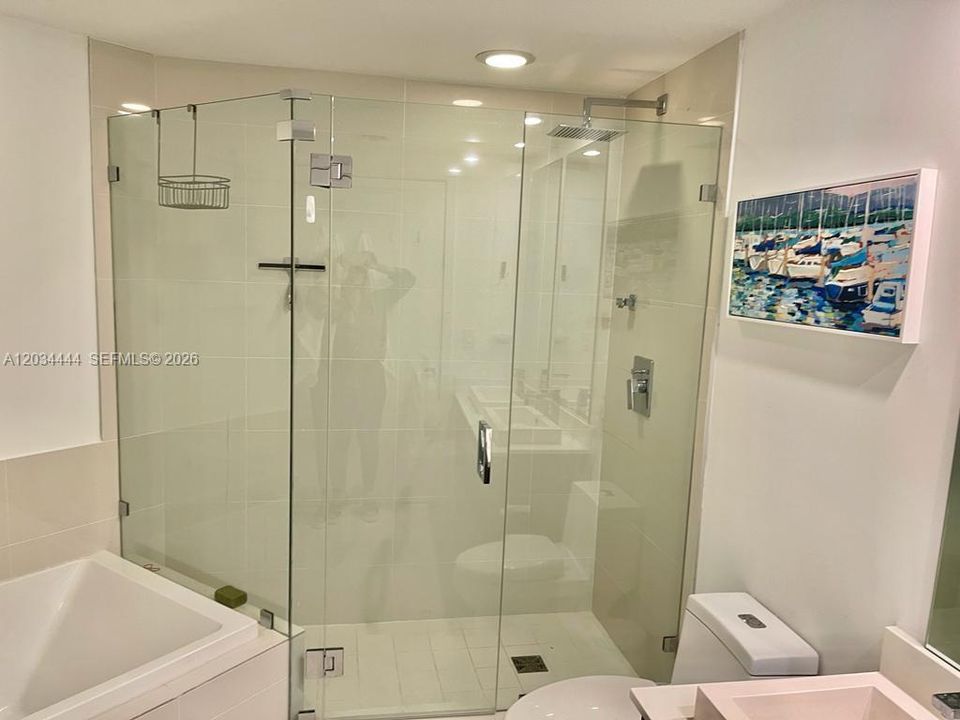 En Renta: $5,700 (2 camas, 2 baños, 1042 Pies cuadrados)