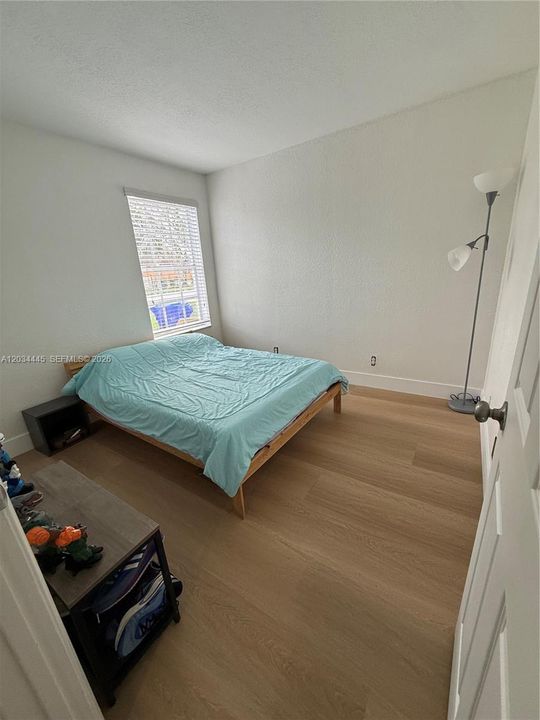 En Venta: $440,000 (3 camas, 2 baños, 991 Pies cuadrados)