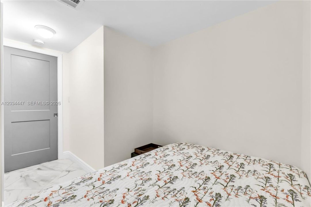На продажу: $679,000 (2 спален, 2 ванн, 1620 Квадратных фут)