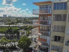 For Sale: $199,000 (2 beds, 2 baths, 1113 Square Feet)
