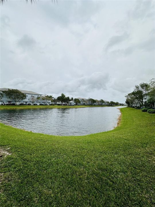 For Sale: $284,900 (2 beds, 2 baths, 1120 Square Feet)