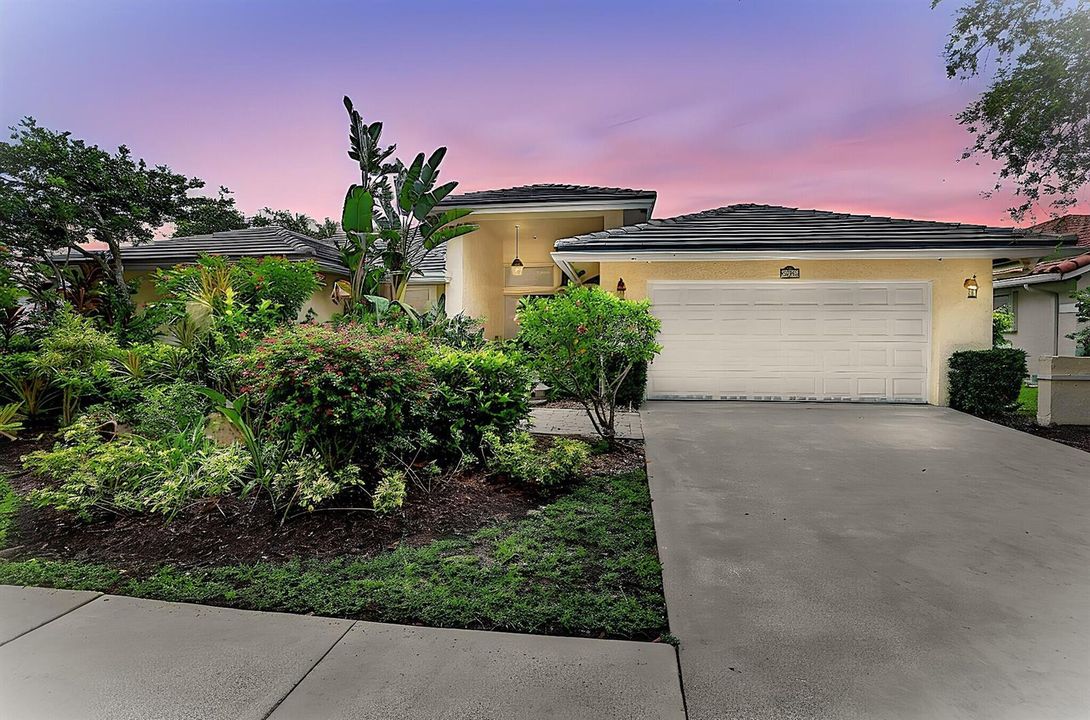 twilight front 2-web-or-mls-8I8A1407 day