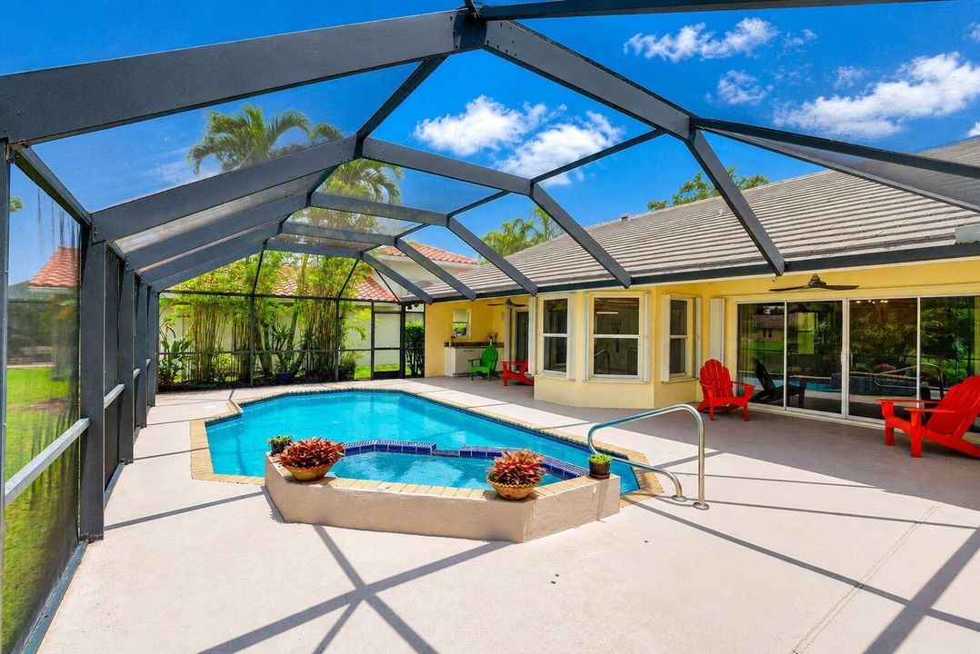 76-web-or-mls-sunny_pool