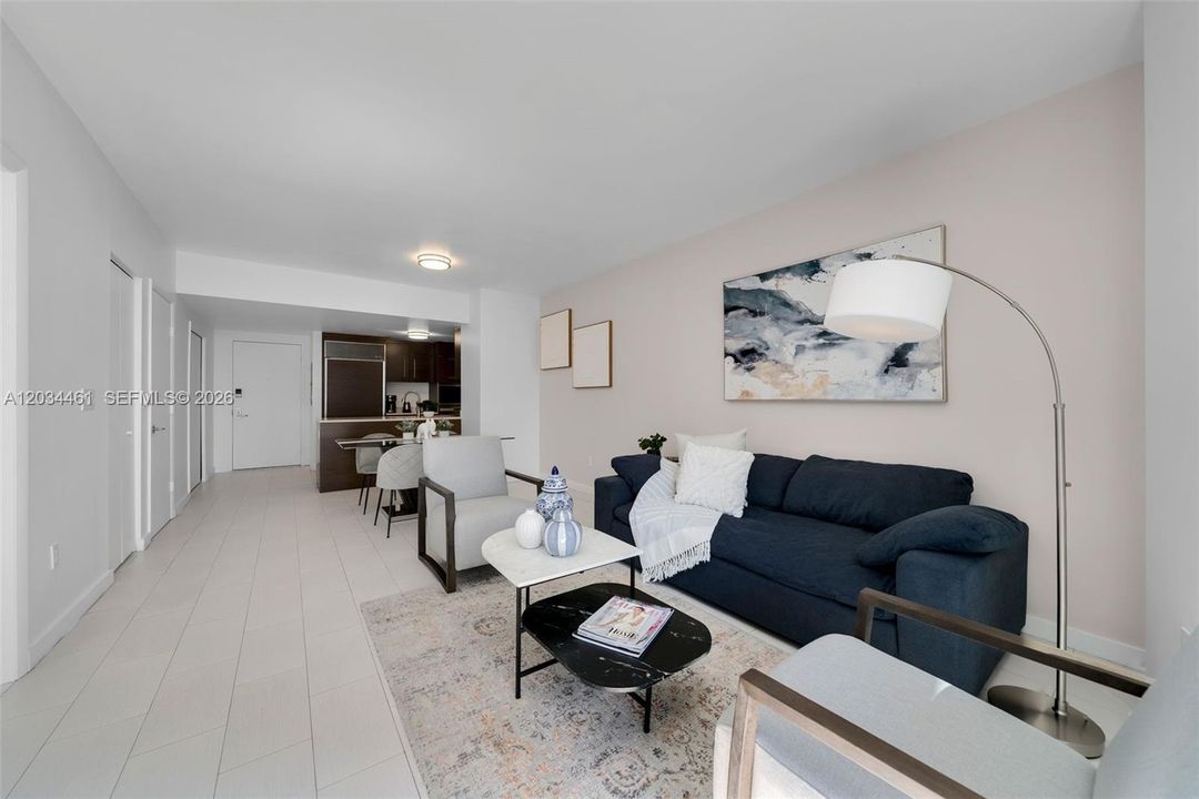 For Sale: $785,000 (2 beds, 1 baths, 953 Square Feet)