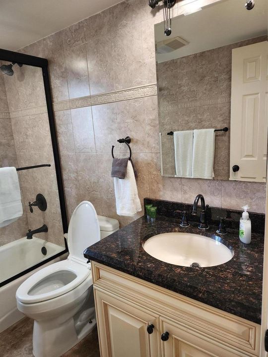 2nd Bathroom