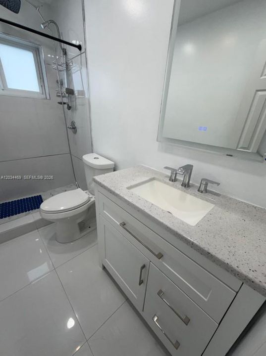 В аренду: $3,350 (5 спален, 2 ванн, 2003 Квадратных фут)