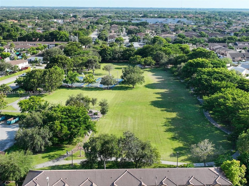 For Rent: $2,700 (3 beds, 2 baths, 1630 Square Feet)