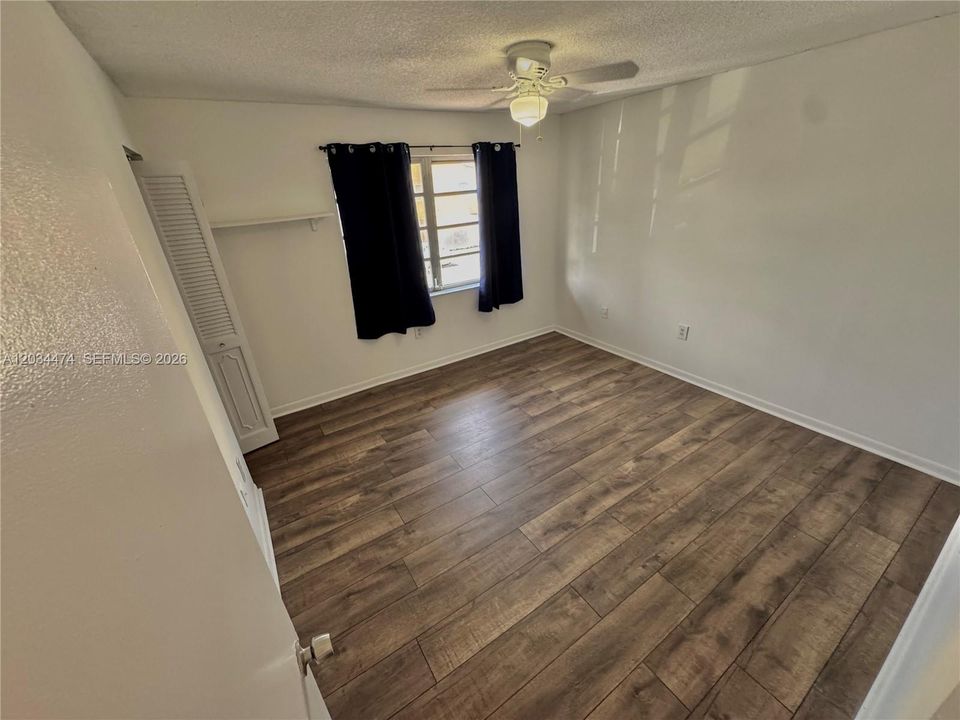 For Rent: $2,700 (3 beds, 2 baths, 1630 Square Feet)