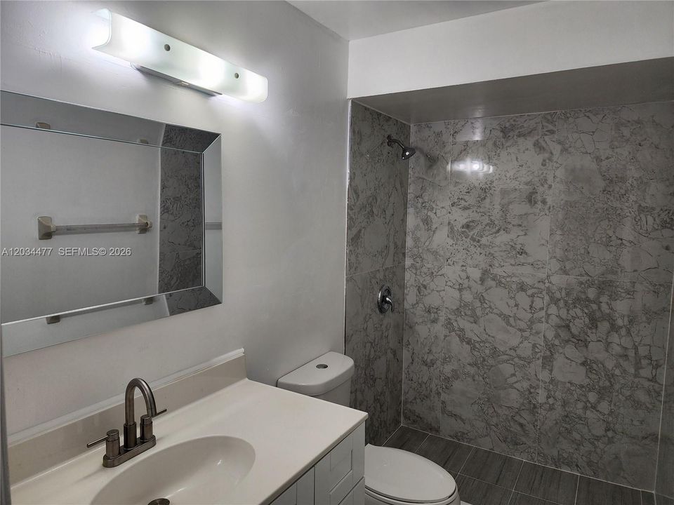 For Rent: $2,600 (2 beds, 2 baths, 1160 Square Feet)