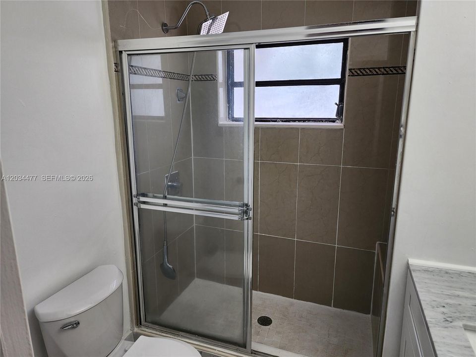 For Rent: $2,600 (2 beds, 2 baths, 1160 Square Feet)