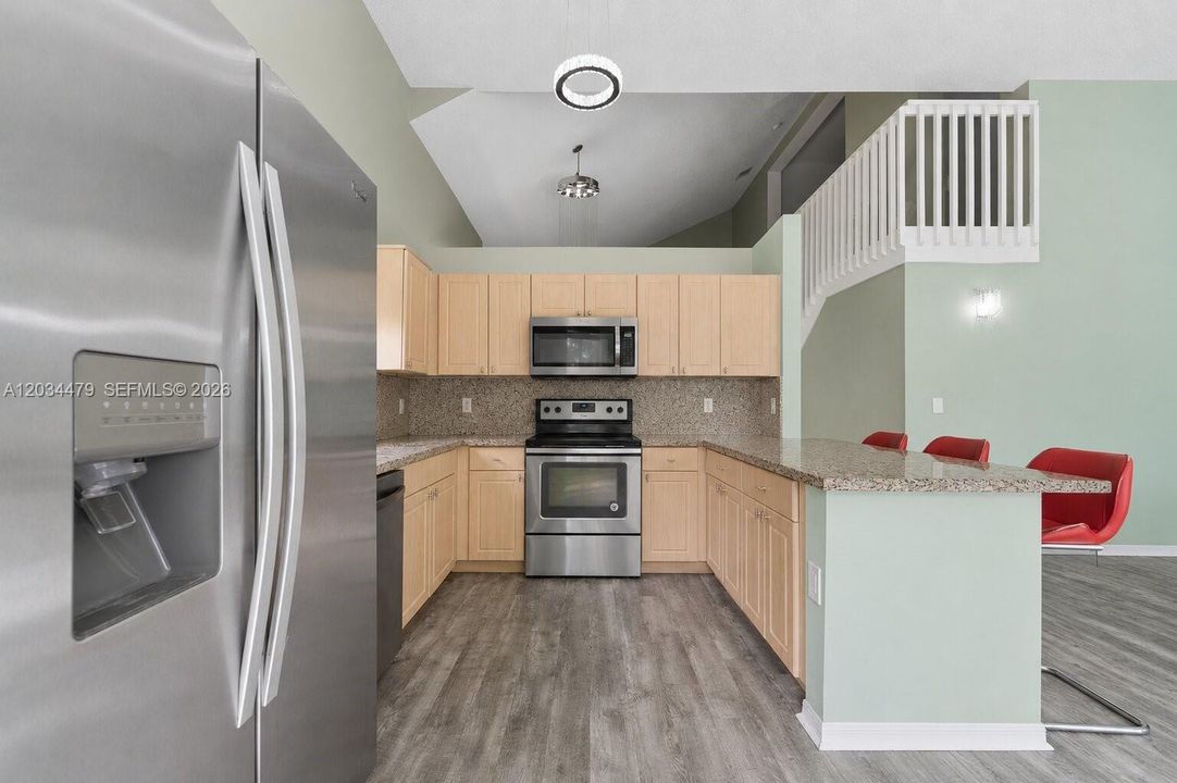 For Sale: $499,750 (4 beds, 2 baths, 2326 Square Feet)