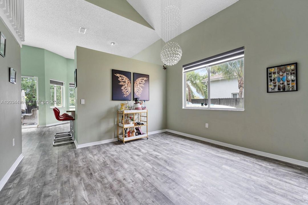 For Sale: $499,750 (4 beds, 2 baths, 2326 Square Feet)