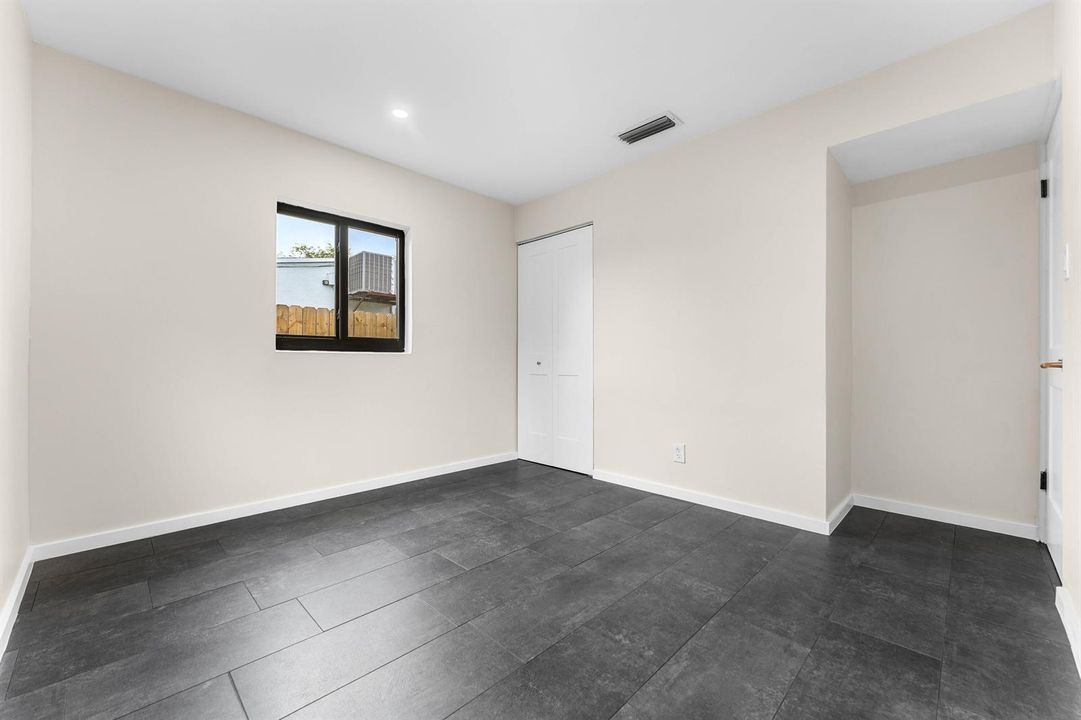 17-321 NE 59th St, Fort Lauderdale-37