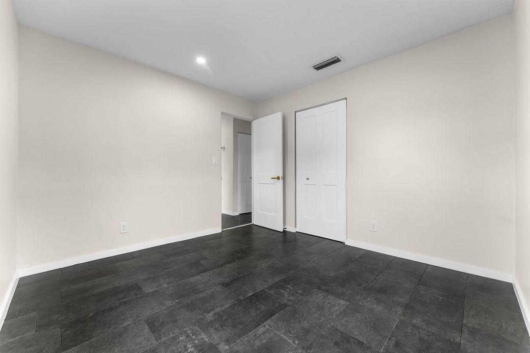 15-321 NE 59th St, Fort Lauderdale-35