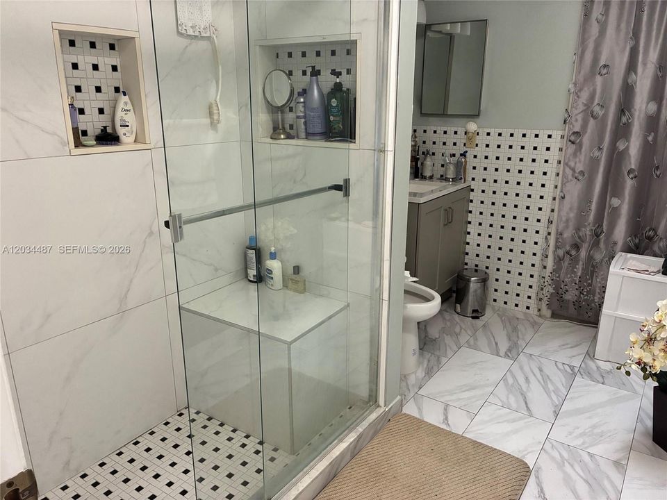 For Sale: $419,000 (3 beds, 2 baths, 1582 Square Feet)