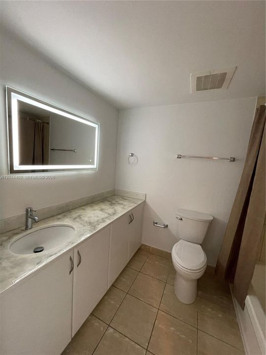 For Sale: $280,000 (0 beds, 1 baths, 503 Square Feet)