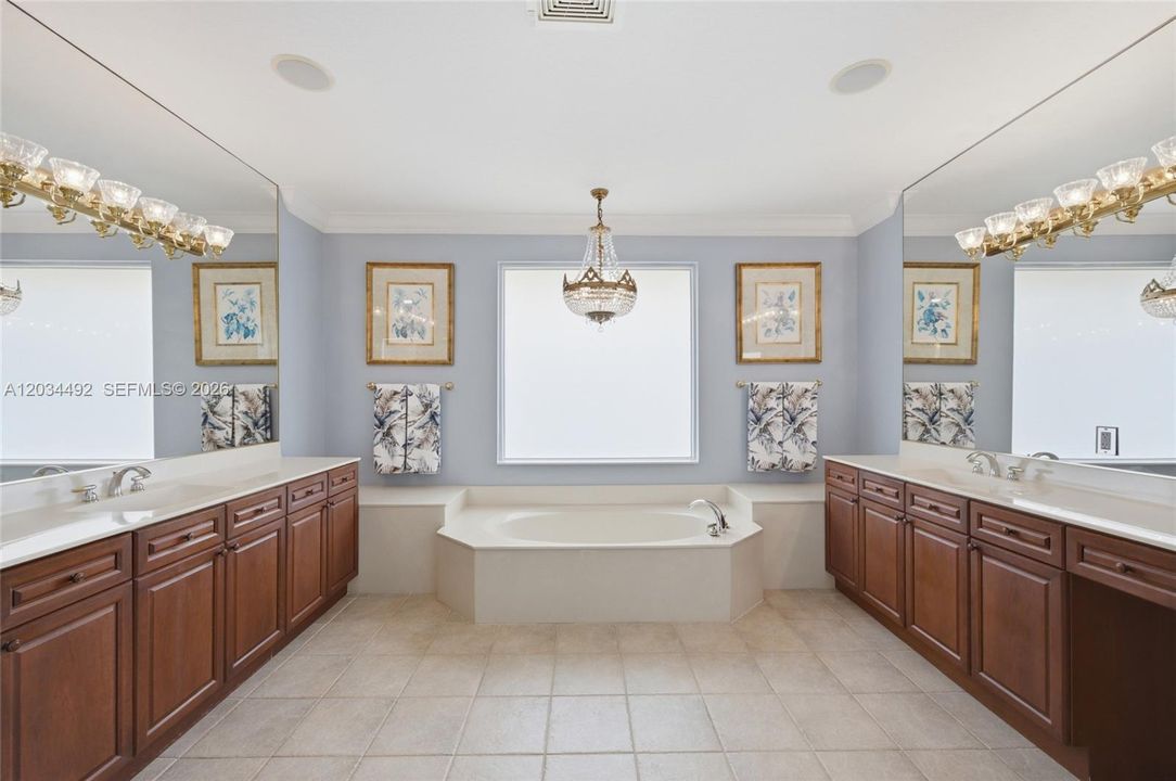 For Sale: $2,100,000 (5 beds, 5 baths, 4985 Square Feet)