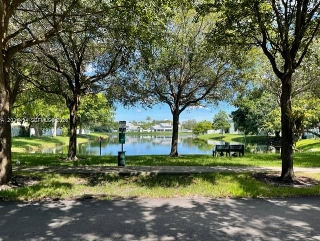 For Rent: $3,300 (2 beds, 2 baths, 1278 Square Feet)
