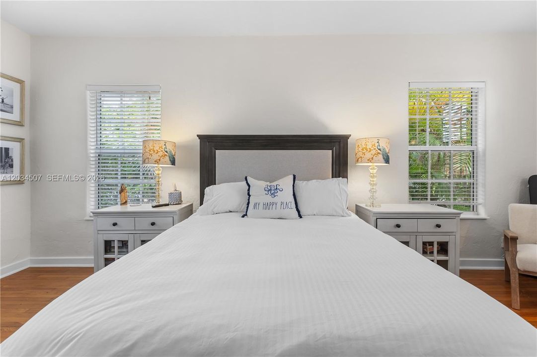 For Sale: $1,898,000 (3 beds, 2 baths, 1931 Square Feet)