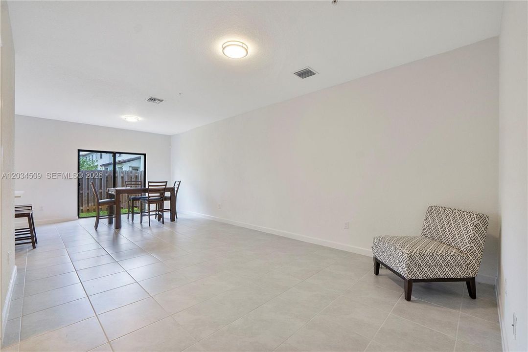 For Sale: $610,000 (3 beds, 2 baths, 1888 Square Feet)