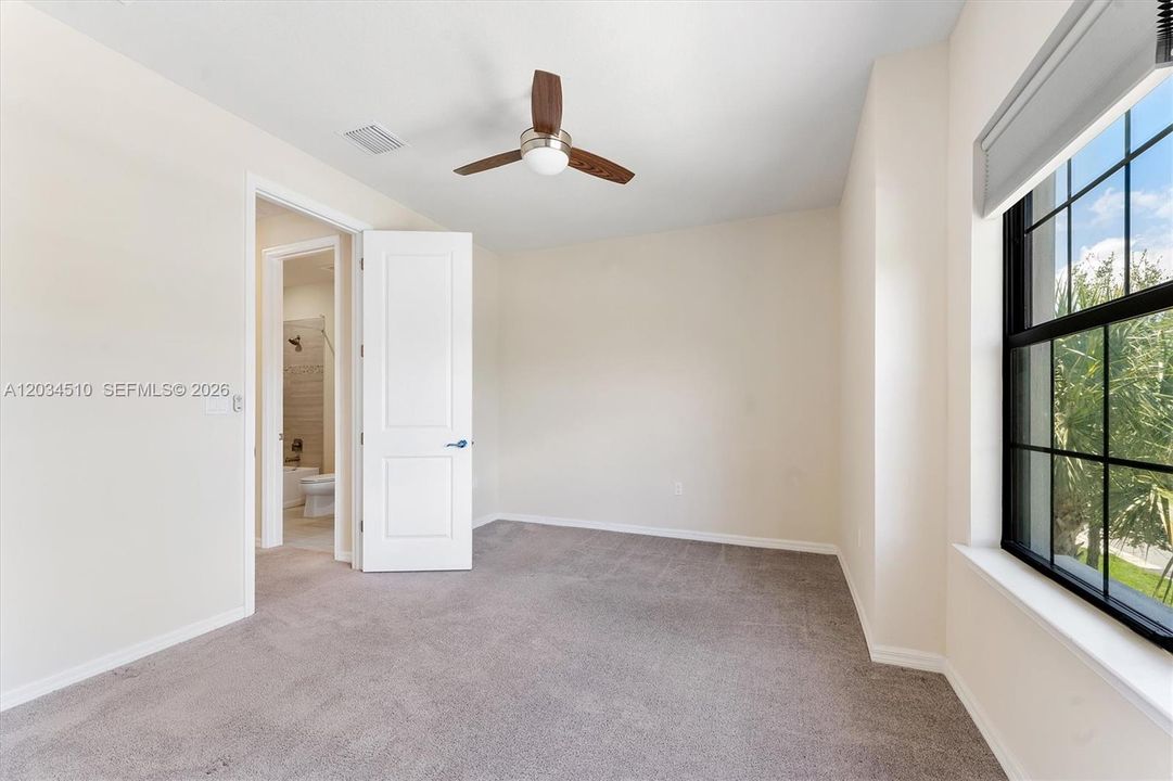 For Rent: $4,900 (3 beds, 2 baths, 2188 Square Feet)