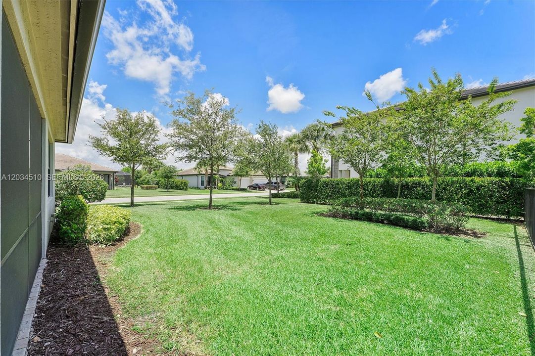 For Rent: $4,900 (3 beds, 2 baths, 2188 Square Feet)