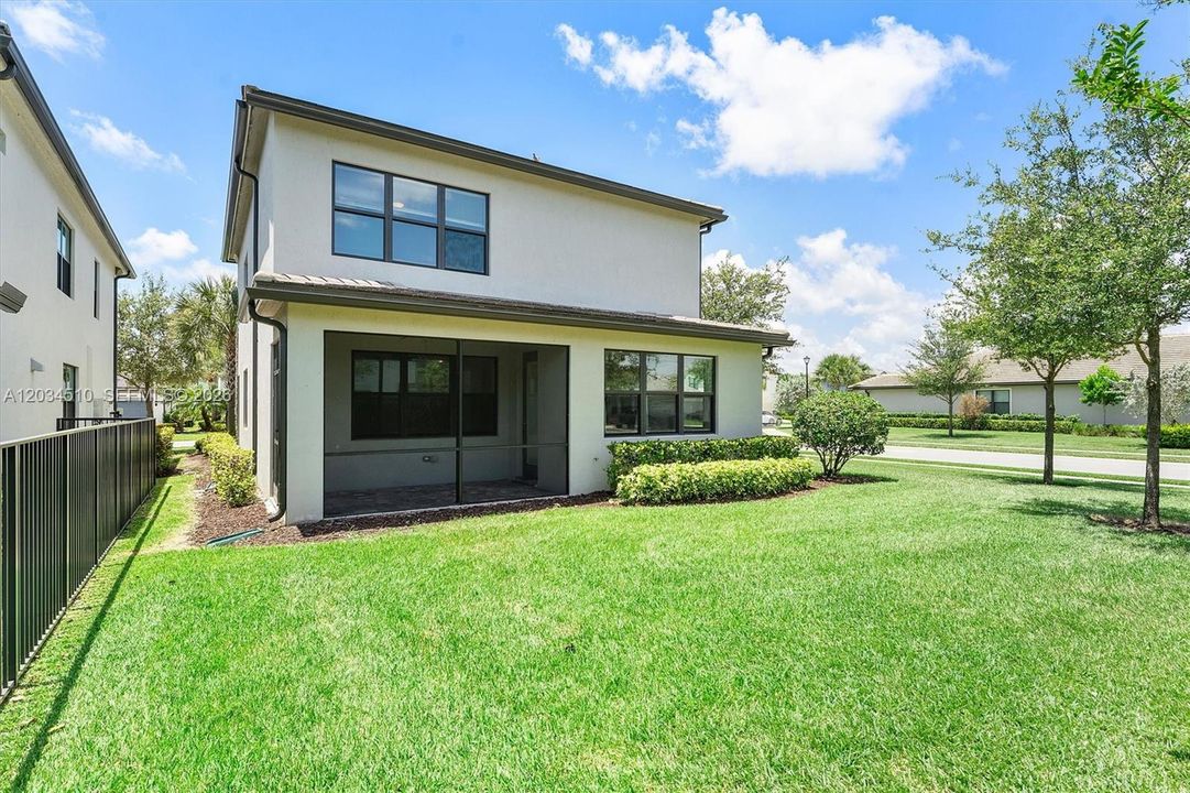 For Rent: $4,900 (3 beds, 2 baths, 2188 Square Feet)