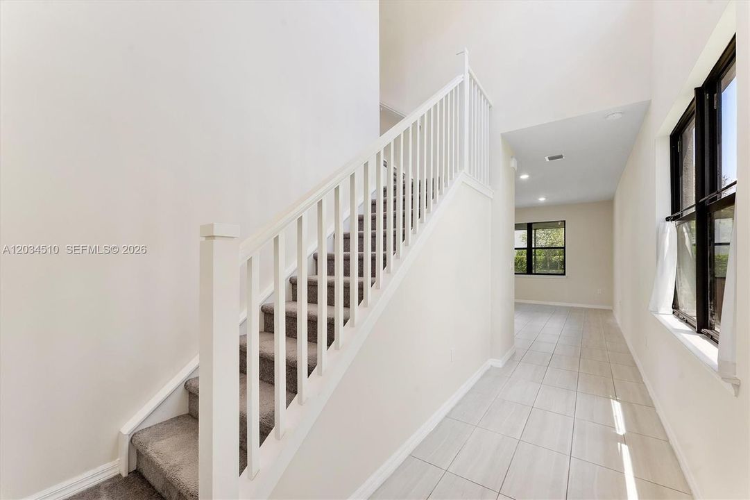 For Rent: $4,900 (3 beds, 2 baths, 2188 Square Feet)