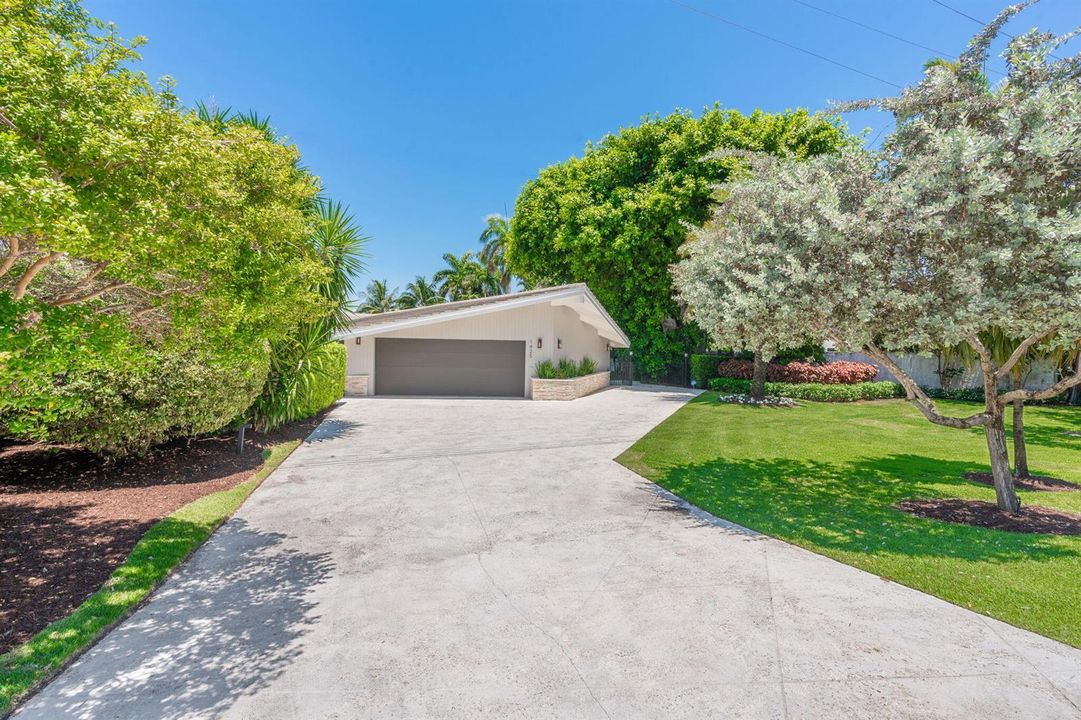 3-web-or-mls-1425 Middle River Dr Fort L