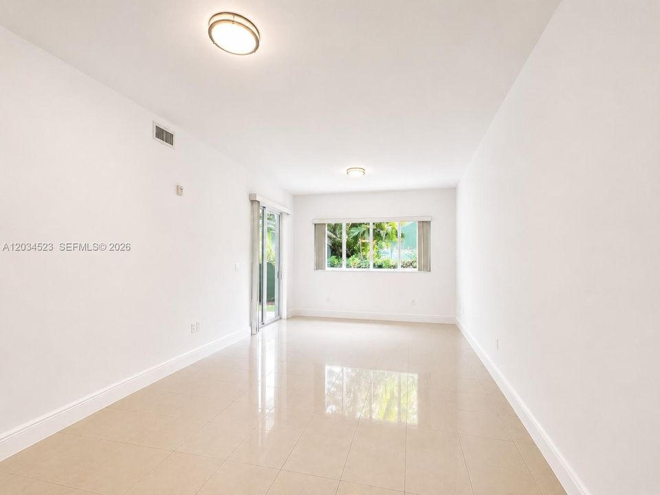 En Renta: $2,600 (1 camas, 1 baños, 716 Pies cuadrados)