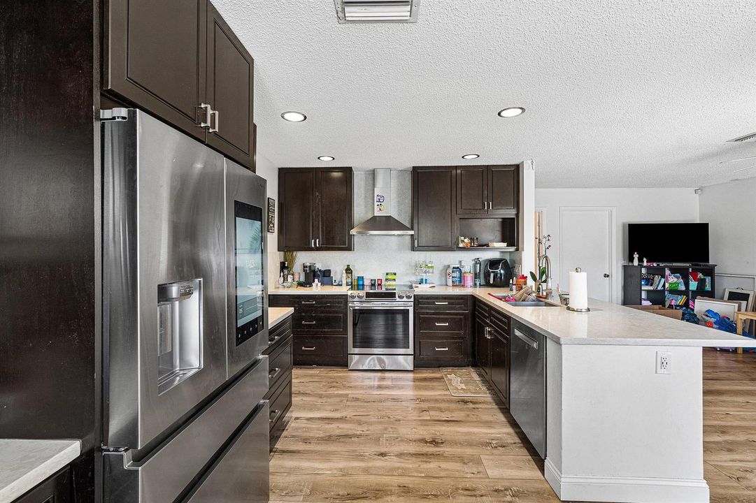 012-7366AshleyShoresCircle-LakeWorth-FL-